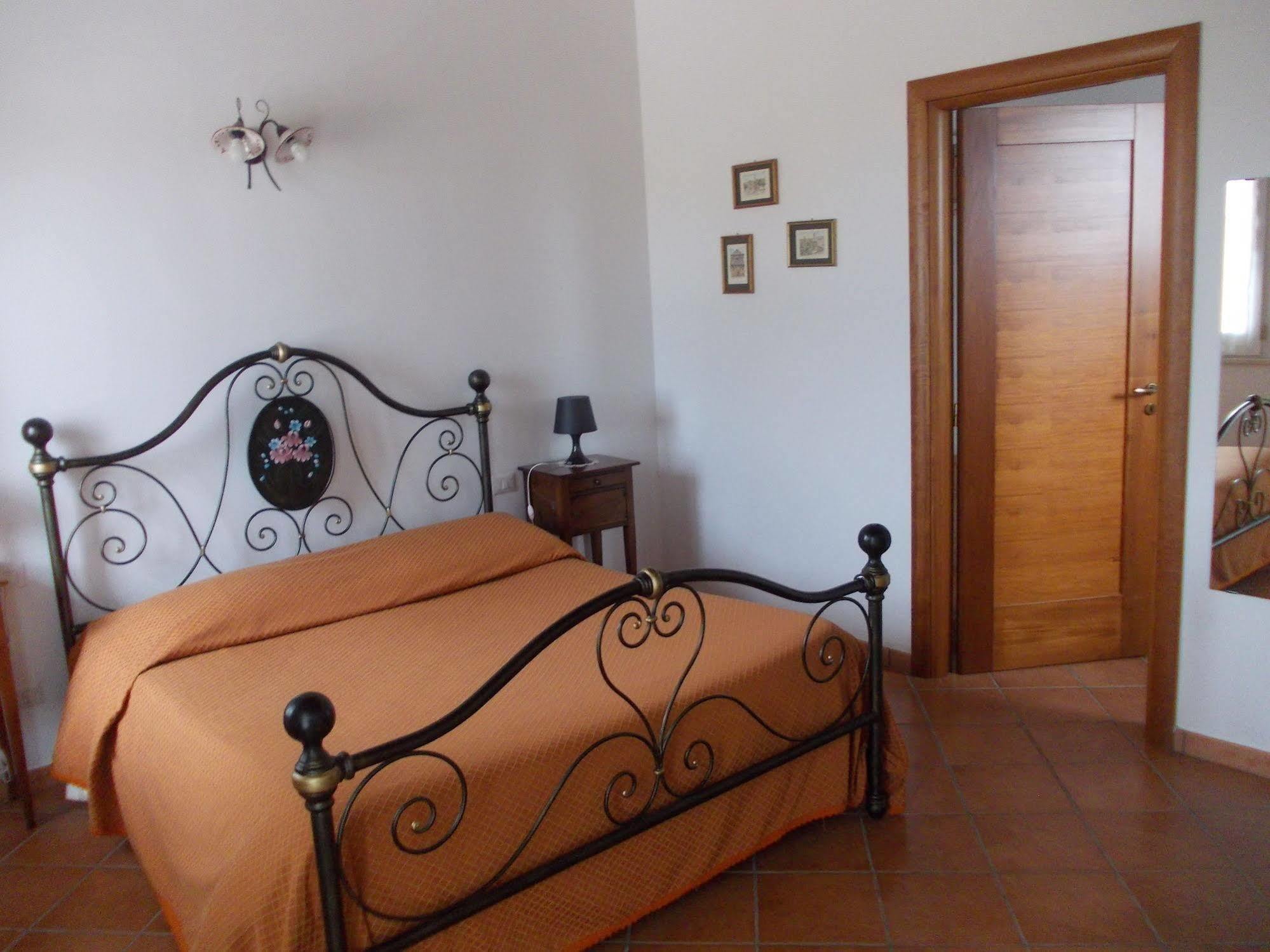 Agriturismo Arangea Lequile ภายนอก รูปภาพ