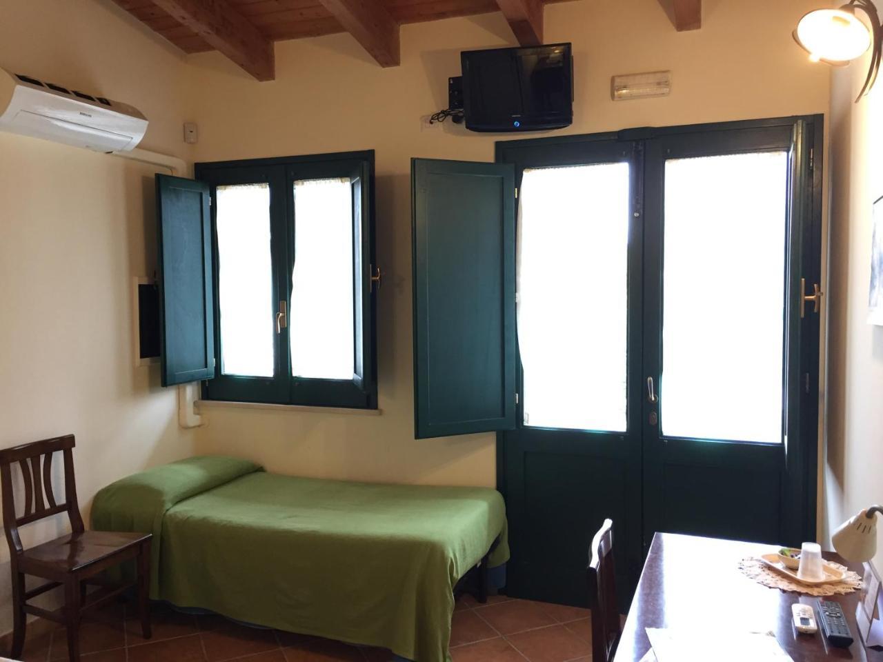 Agriturismo Arangea Lequile ภายนอก รูปภาพ